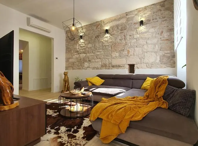 Connor Apartament Pula