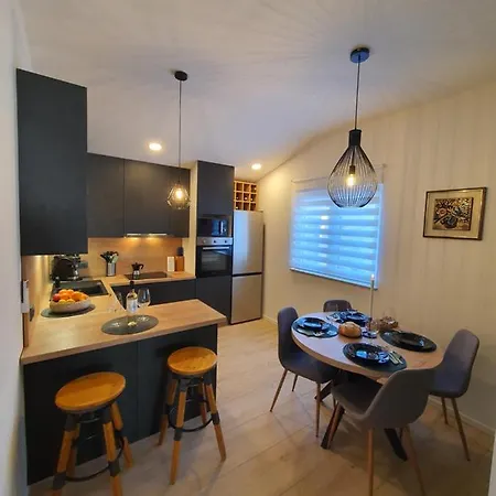 Connor Apartament Pula